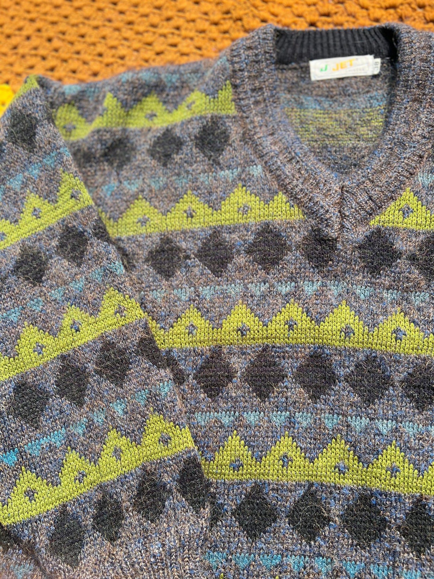 JET Sweater